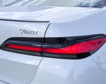 2023 BMW 760i xDrive (Color: Mineral White Metallic; US-Spec) Tail Light Wallpapers 150x120