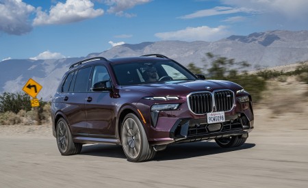 2023 BMW X7 M60i xDrive (Color: Ametrin; US-Spec) Front Three-Quarter Wallpapers 450x275 (8)