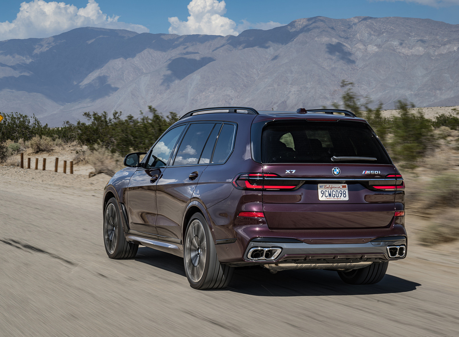 2023 BMW X7 M60i xDrive (Color: Ametrin; US-Spec) Rear Three-Quarter Wallpapers (13)