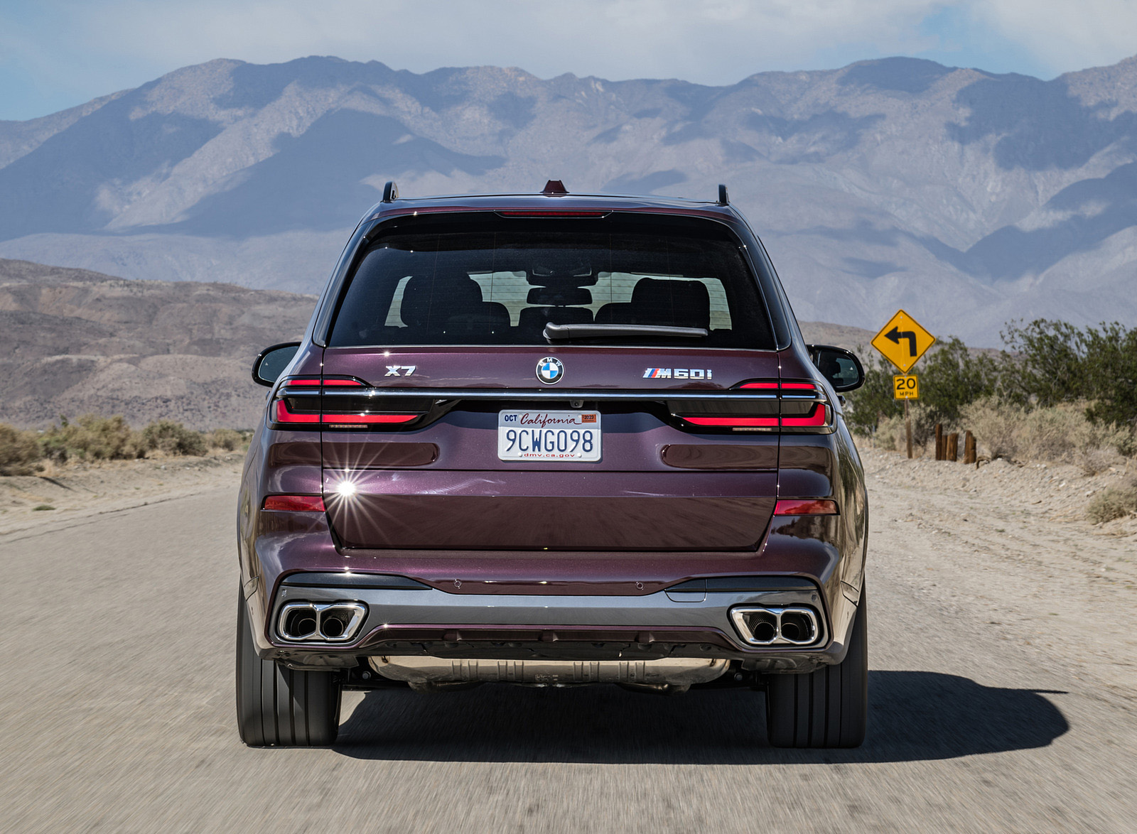 2023 BMW X7 M60i xDrive (Color: Ametrin; US-Spec) Rear Wallpapers (15)