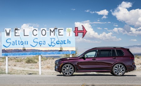 2023 BMW X7 M60i xDrive (Color: Ametrin; US-Spec) Side Wallpapers 450x275 (20)