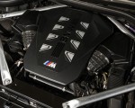 2023 BMW X7 M60i xDrive (Color: Frozen Grey; US-Spec) Engine Wallpapers 150x120