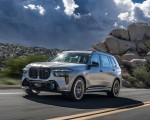 2023 BMW X7 M60i xDrive (Color: Frozen Grey; US-Spec) Front Three-Quarter Wallpapers 150x120 (36)