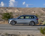 2023 BMW X7 M60i xDrive (Color: Frozen Grey; US-Spec) Side Wallpapers 150x120 (41)