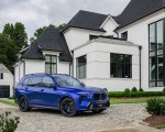 2023 BMW X7 M60i xDrive (Color: Frozen Marina Bay Blue; US-Spec) Front Three-Quarter Wallpapers 150x120