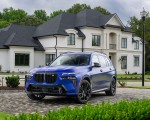 2023 BMW X7 M60i xDrive (Color: Frozen Marina Bay Blue; US-Spec) Front Three-Quarter Wallpapers 150x120