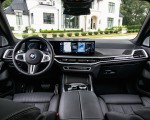 2023 BMW X7 M60i xDrive (Color: Frozen Marina Bay Blue; US-Spec) Interior Wallpapers 150x120