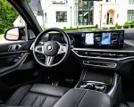 2023 BMW X7 M60i xDrive (Color: Frozen Marina Bay Blue; US-Spec) Interior Wallpapers 150x120