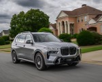 2023 BMW X7 M60i xDrive (Color: Frozen Pure Grey Metallic; US-Spec) Front Three-Quarter Wallpapers 150x120
