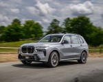 2023 BMW X7 M60i xDrive (Color: Frozen Pure Grey Metallic; US-Spec) Front Three-Quarter Wallpapers 150x120