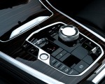 2023 BMW X7 xDrive 40i (Color: Blue Ridge Mountain; US-Spec) Central Console Wallpapers 150x120