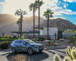 2023 BMW X7 xDrive 40i (Color: Blue Ridge Mountain; US-Spec) Front Three-Quarter Wallpapers 150x120