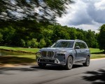 2023 BMW X7 xDrive 40i (Color: Sparkling Copper Grey; US-Spec) Front Three-Quarter Wallpapers 150x120