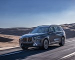 2023 BMW X7 xDrive 40i (Color: Sparkling Copper Grey; US-Spec) Front Three-Quarter Wallpapers 150x120