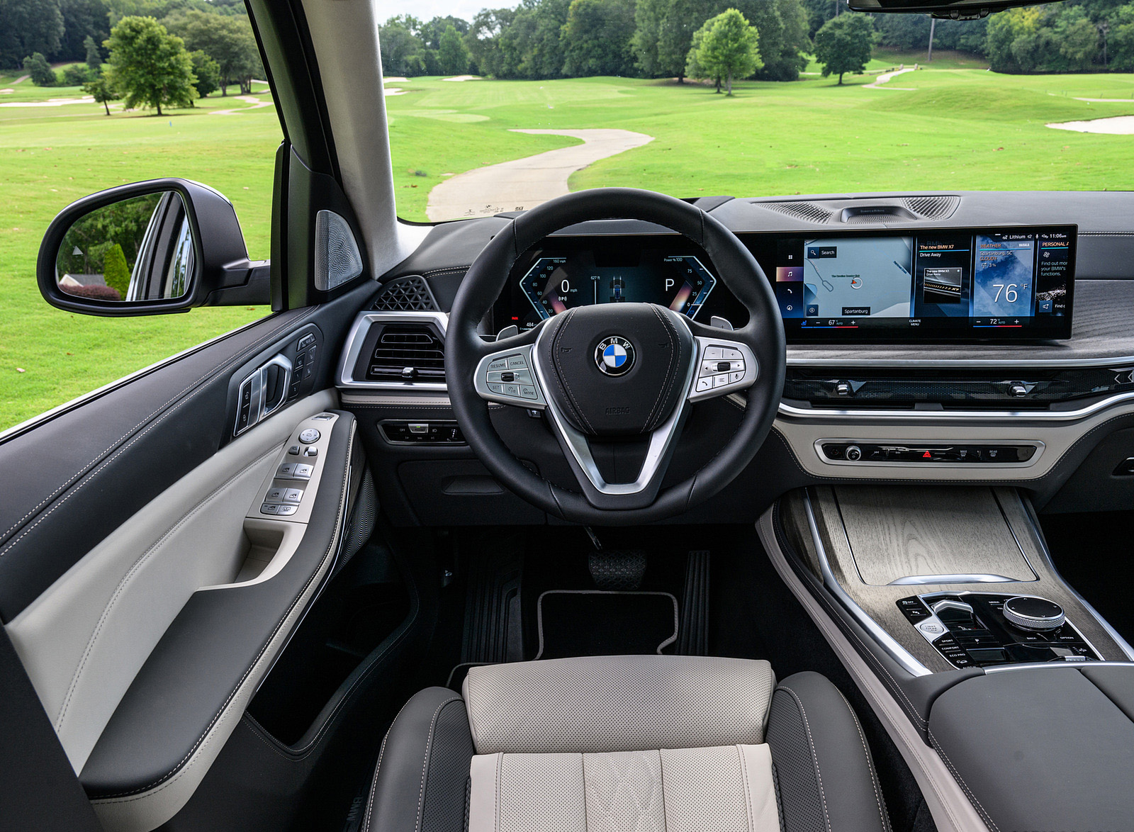 2023 BMW X7 xDrive 40i (Color: Sparkling Copper Grey; US-Spec) Interior Cockpit Wallpapers #196 of 239