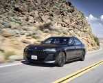 2023 BMW i7 xDrive60 (Color: Frozen Deep Grey; US-Spec) Front Three-Quarter Wallpapers 150x120 (4)