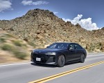 2023 BMW i7 xDrive60 (Color: Frozen Deep Grey; US-Spec) Front Three-Quarter Wallpapers 150x120 (3)