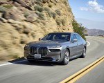 2023 BMW i7 xDrive60 (Color: Oxid Grey Metallic; US-Spec) Front Three-Quarter Wallpapers 150x120