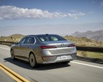 2023 BMW i7 xDrive60 (Color: Oxid Grey Metallic; US-Spec) Rear Three-Quarter Wallpapers 150x120