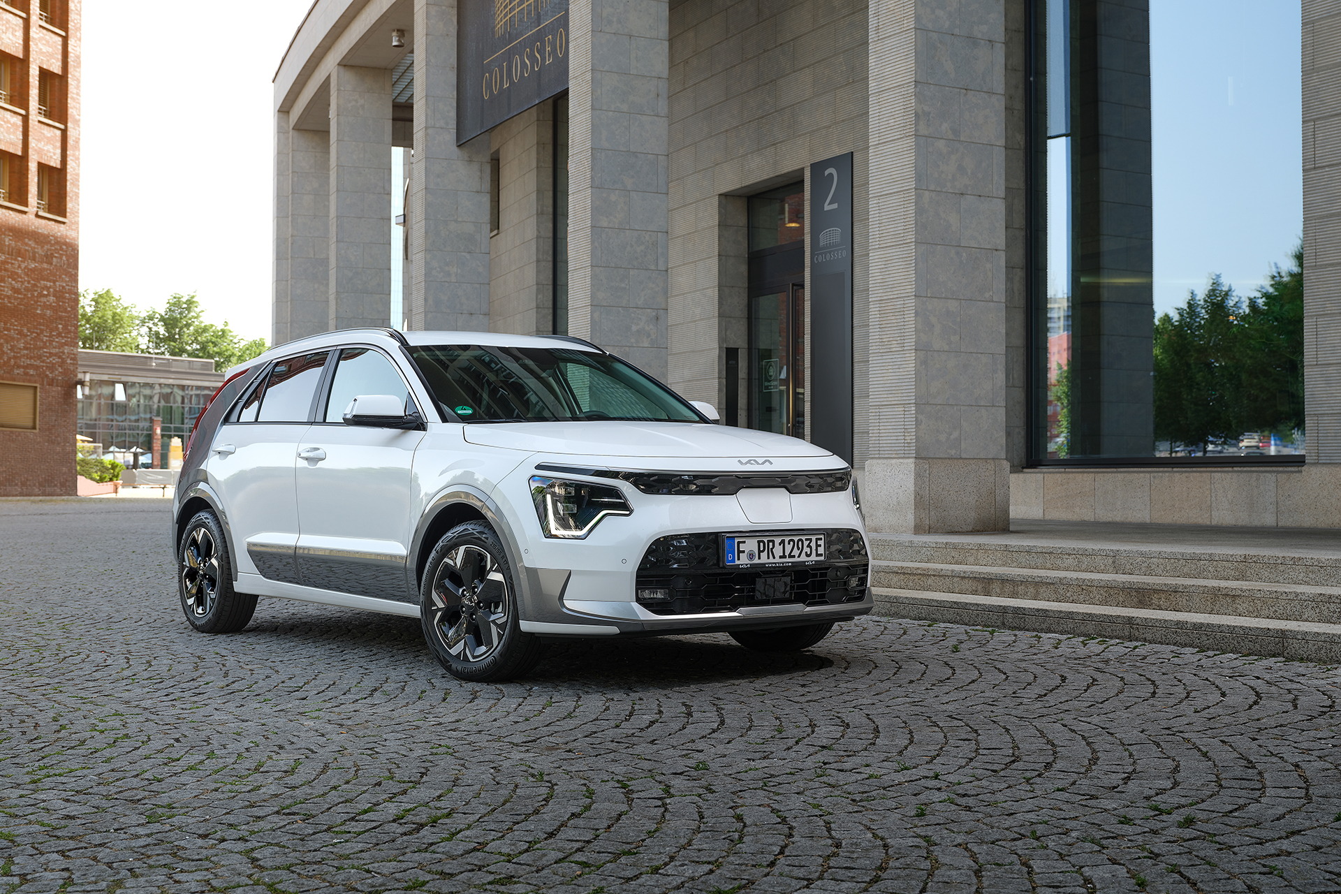 2023 Kia Niro EV Front Three-Quarter Wallpapers (13)