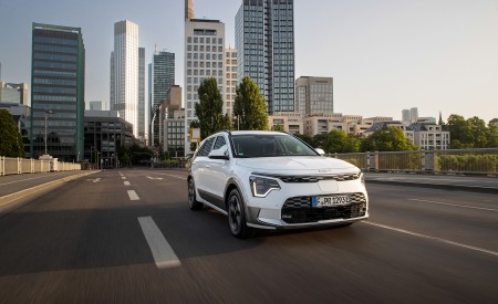 2023 Kia Niro EV Front Wallpapers 450x275 (7)