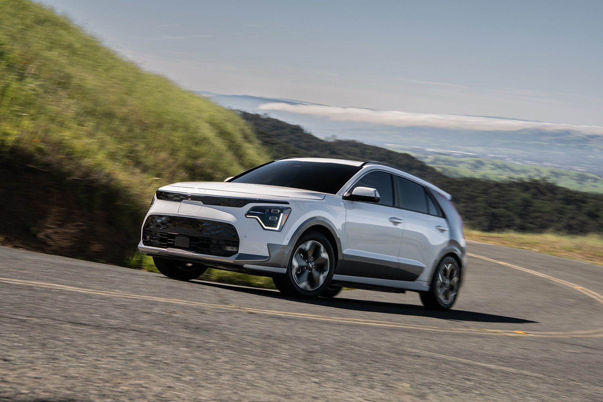 2023 Kia Niro EV (US-Spec) Front Three-Quarter Wallpapers (5)