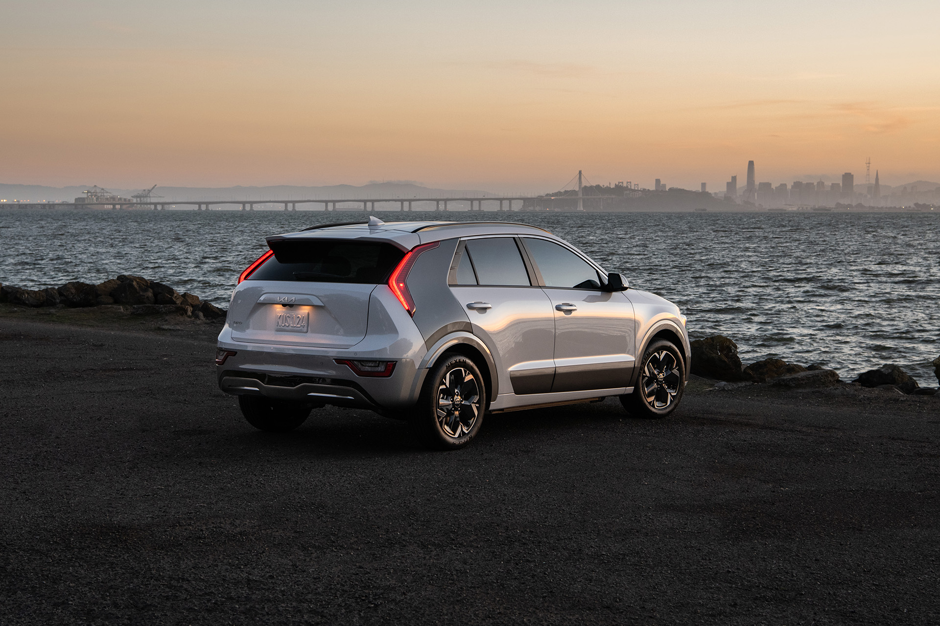 2023 Kia Niro EV (US-Spec) Rear Three-Quarter Wallpapers (8)