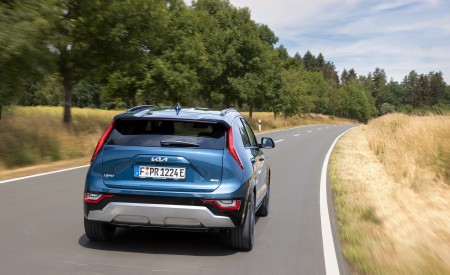 2023 Kia Niro PHEV Rear Wallpapers 450x275 (10)