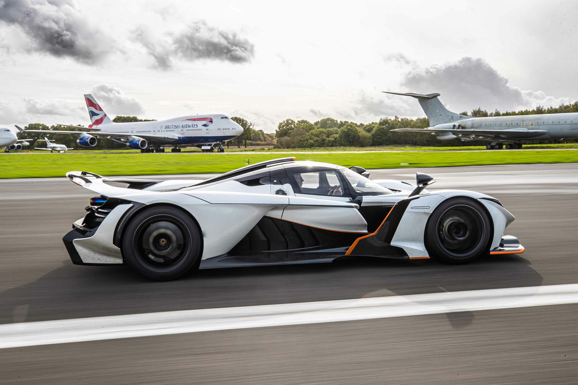 2023 Praga Bohema Side Wallpapers (12)