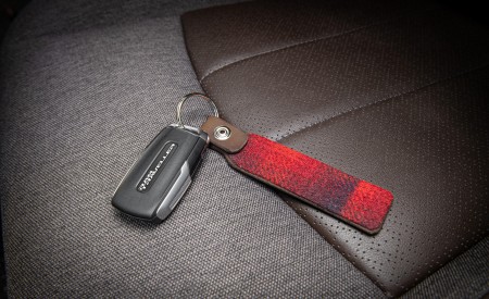 2023 Ram Traveller Key Fob Wallpapers 450x275 (17)