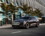 2024 Audi Q8 Sportback e-tron quattro (Color: Madeira Brown Metallic) Front Three-Quarter Wallpapers 150x120 (6)