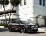 2024 Audi Q8 Sportback e-tron quattro (Color: Madeira Brown Metallic) Front Three-Quarter Wallpapers 150x120 (4)