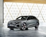 2024 Audi Q8 e-tron quattro (Color: Chronos Gray Metallic) Front Three-Quarter Wallpapers 150x120 (26)