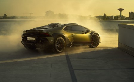 2024 Lamborghini Huracán Sterrato Rear Three-Quarter Wallpapers 450x275 (8)