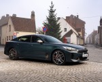 2022 Kia Stinger GT (UK-Spec) Front Three-Quarter Wallpapers 150x120 (17)