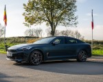 2022 Kia Stinger GT (UK-Spec) Front Three-Quarter Wallpapers 150x120 (18)