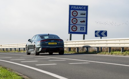 2022 Kia Stinger GT UK version Rear Three-Quarter Wallpapers 450x275 (9)