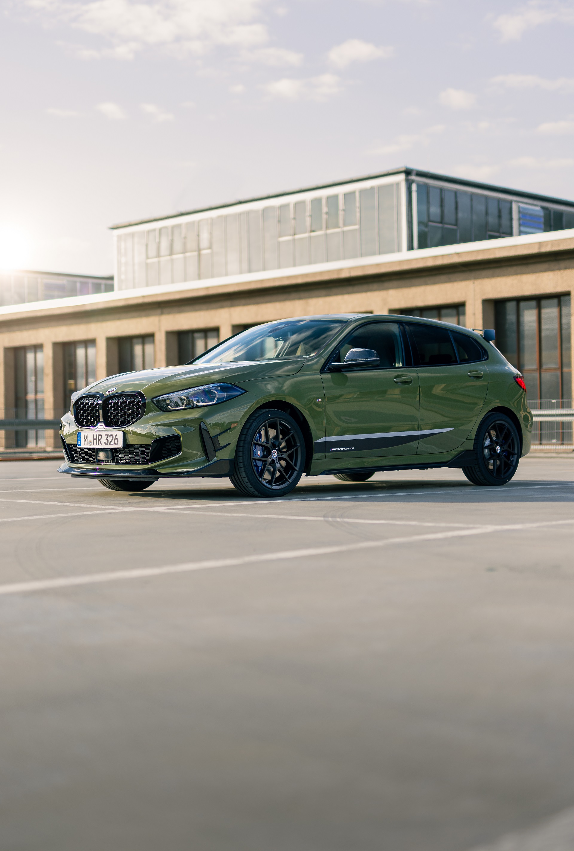 2023 BMW M135i xDrive M Performance Parts (Color: Urban Green) Front Three-Quarter Wallpapers (3)