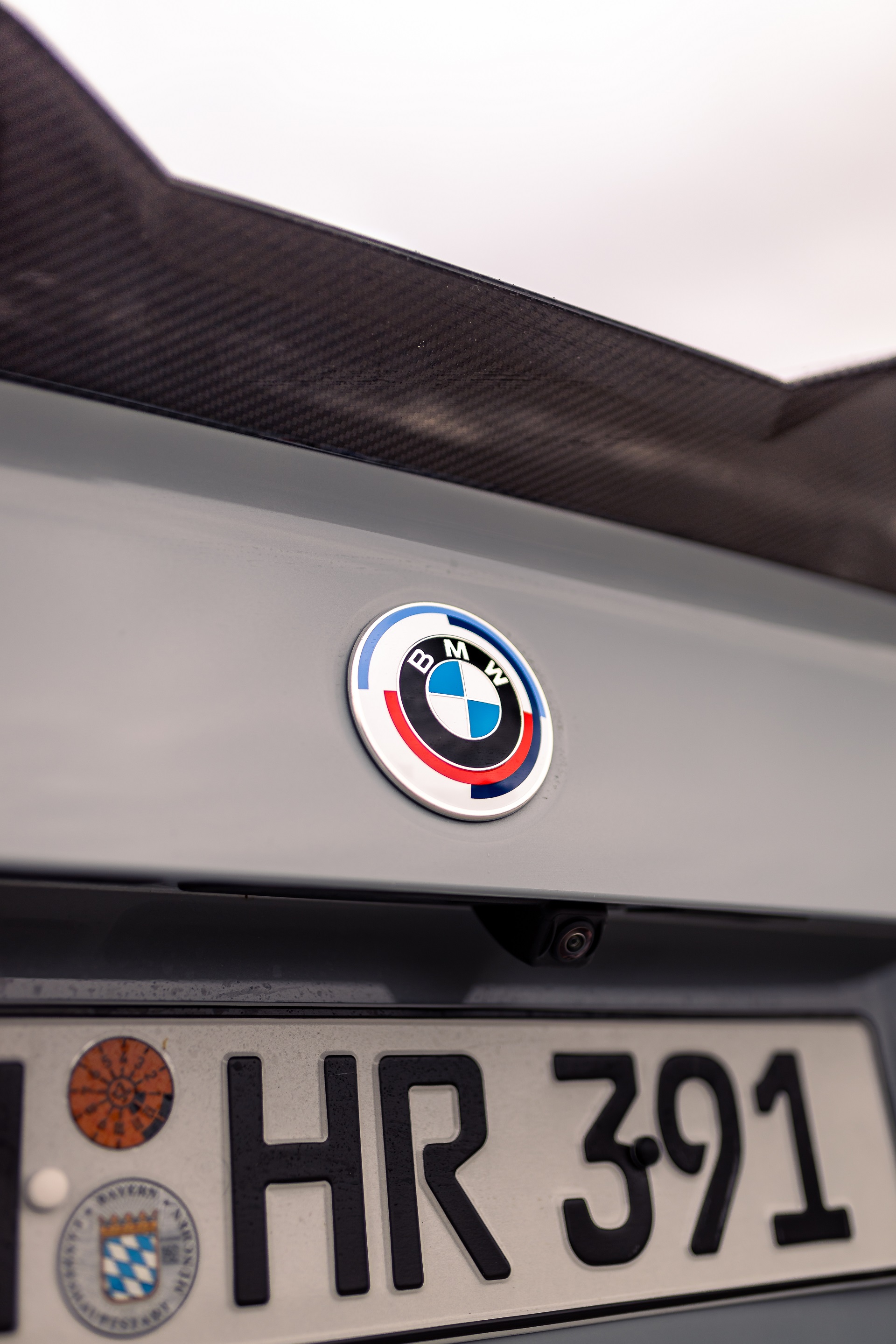 2023 BMW M2 240i Coupé M Performance Parts Badge Wallpapers (15)