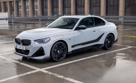 2023 BMW M2 240i Coupé M Performance Parts Front Three-Quarter Wallpapers 450x275 (3)