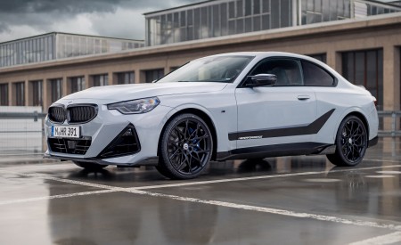 2023 BMW M2 240i Coupé M Performance Parts Front Three-Quarter Wallpapers 450x275 (5)