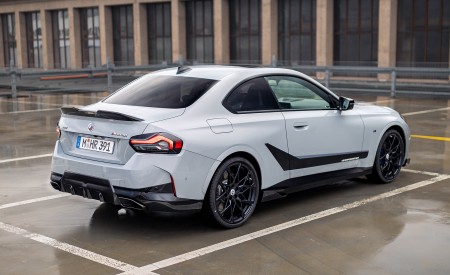 2023 BMW M2 240i Coupé M Performance Parts Rear Three-Quarter Wallpapers 450x275 (2)