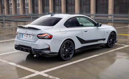 2023 BMW M2 240i Coupé M Performance Parts Rear Three-Quarter Wallpapers 450x275 (6)