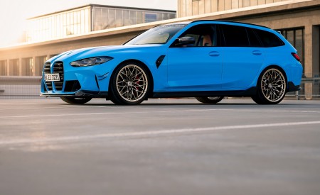 2023 BMW M3 Touring M Performance Parts Front Three-Quarter Wallpapers 450x275 (8)