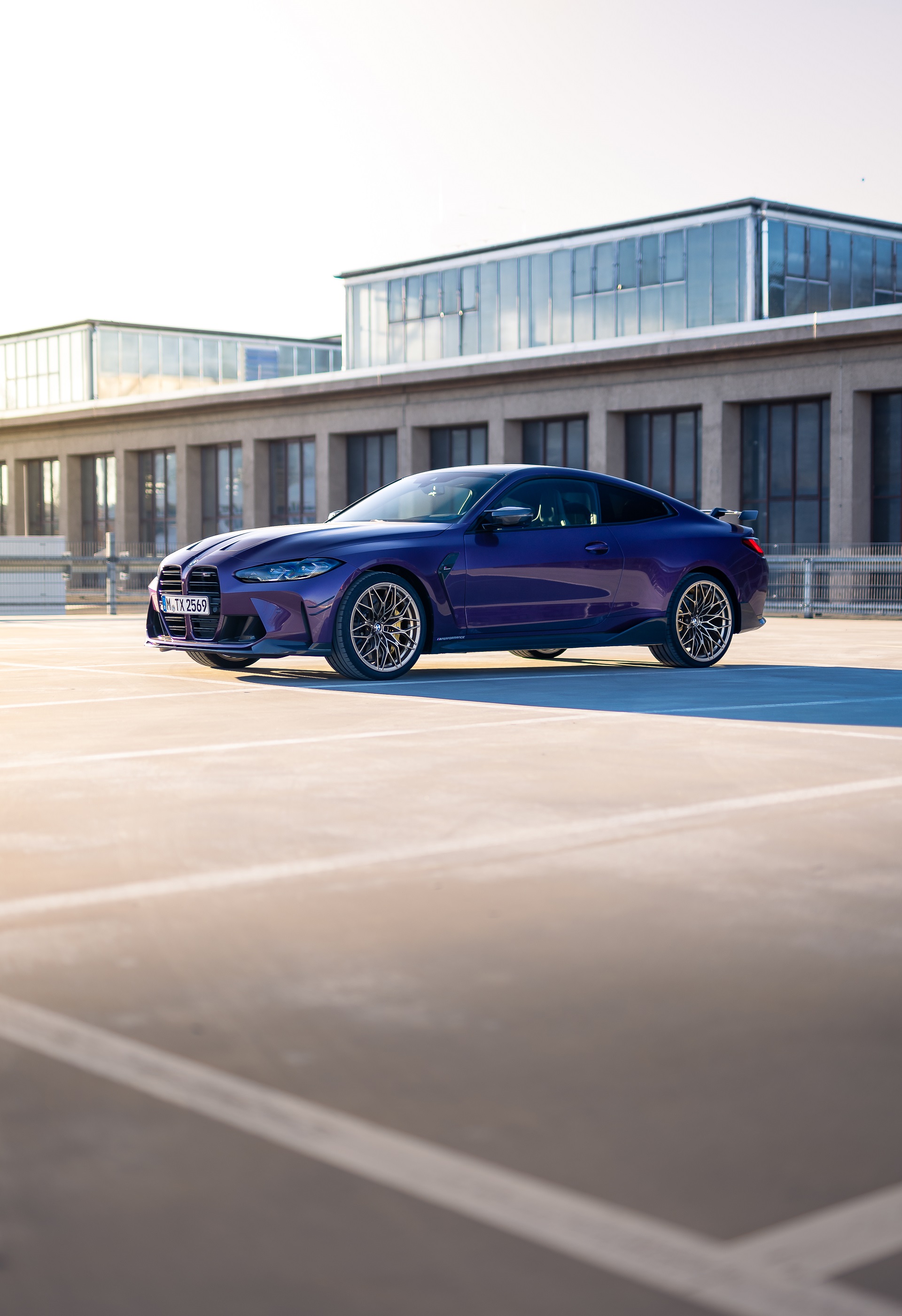 2023 BMW M4 Competition M Performance Parts Front Three-Quarter Wallpapers (10)