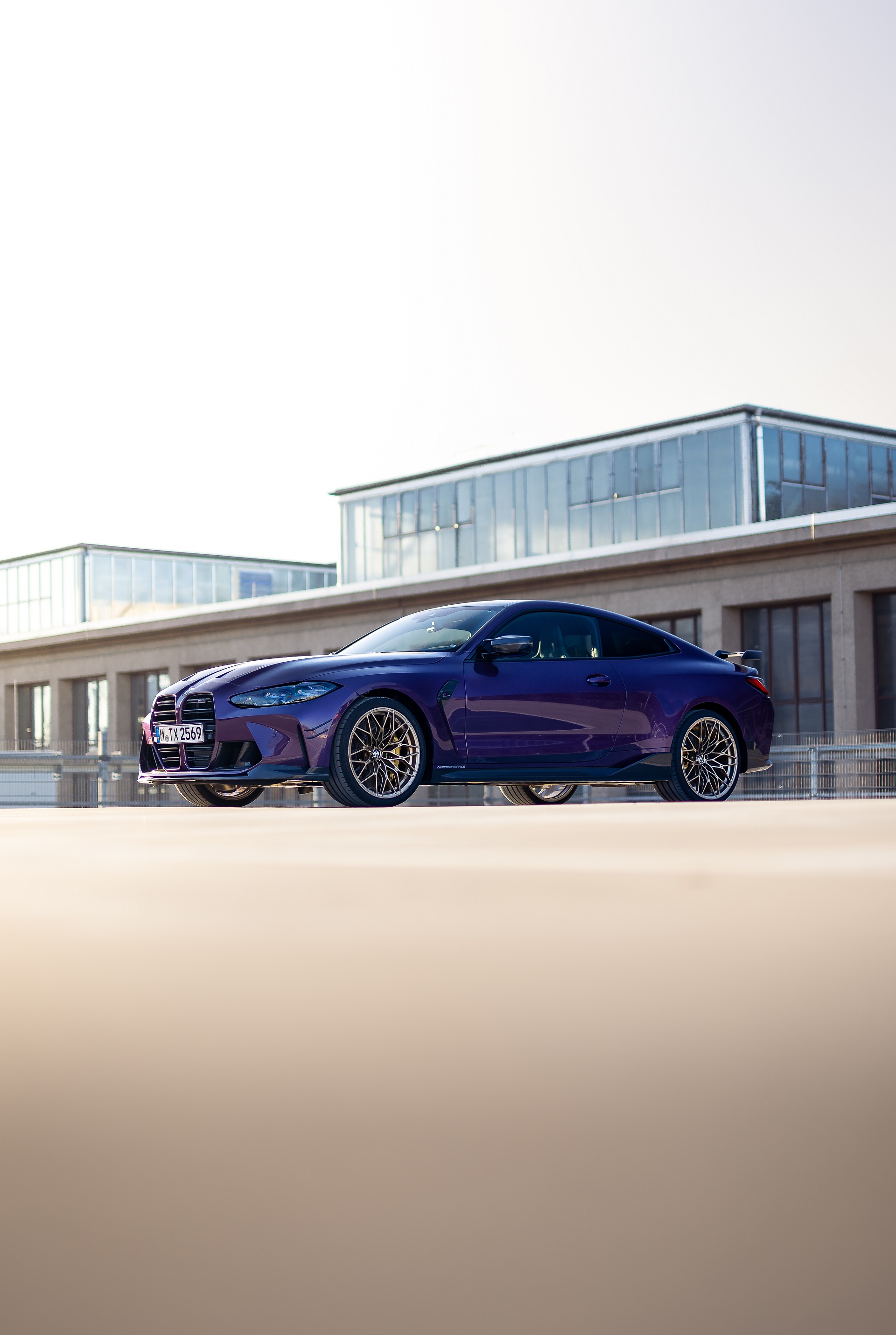 2023 BMW M4 Competition M Performance Parts Front Three-Quarter Wallpapers (11)