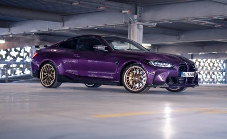 2023 BMW M4 Competition M Performance Parts Front Three-Quarter Wallpapers 450x275 (27)