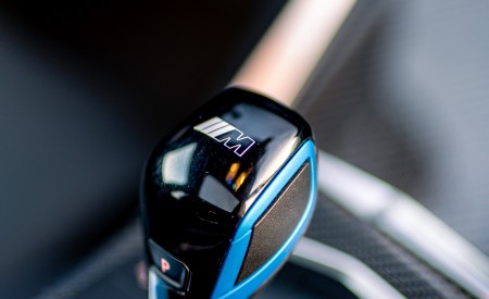 2023 BMW i4 M50 M Performance Parts Interior Detail Wallpapers 450x275 (24)