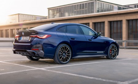 2023 BMW i4 M50 M Performance Parts Rear Three-Quarter Wallpapers 450x275 (5)