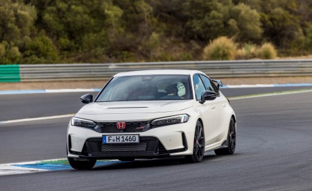 2023 Honda Civic Type R (EU-Spec) Front Wallpapers 450x275 (68)
